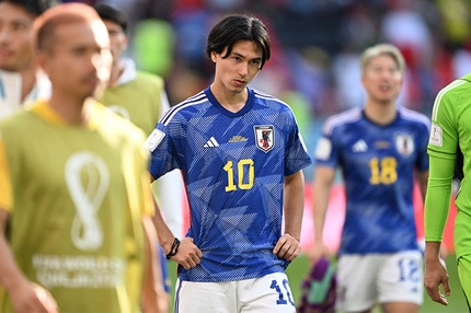 W杯】南野拓実、失点時にライン際で見せた感情的行動に英注目 「元