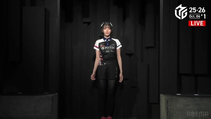 ツヨカワっぽい！岡田紗佳、絶賛された“ダブルリボン”と抜群スタイル