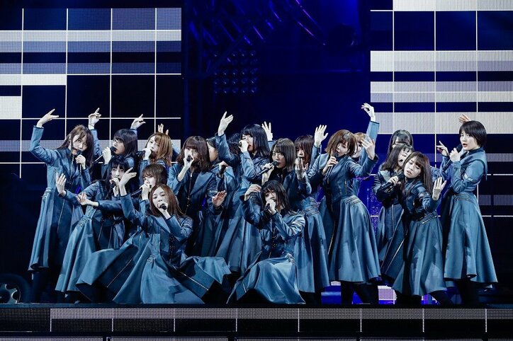 平手友梨奈・志田愛佳が不在の欅坂46、全員で取り組んだ2周年ライブ