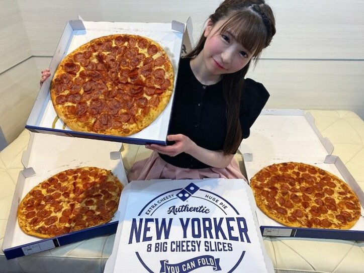 もえあず、予定より大量に届いた“巨大”ピザに「ひとりで食べることもできるけど...」