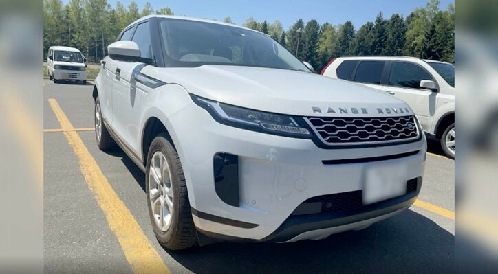 高木菜那が所有するレンジローバー・イヴォーク