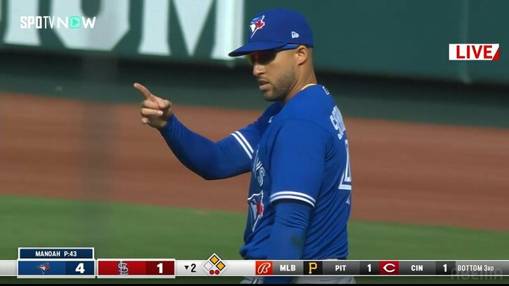 打球速度175.6キロの痛烈ライナーをダイビングキャッチ 開幕戦から飛び出た超メジャー級のスーパープレー