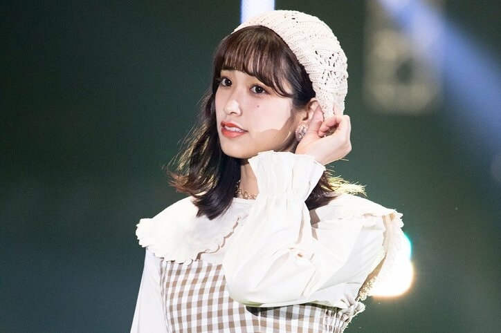 日向坂46が平成最後の『TGC』で3曲ミニライブ、濱岸ひよりが初ランウェイで笑顔を見せる