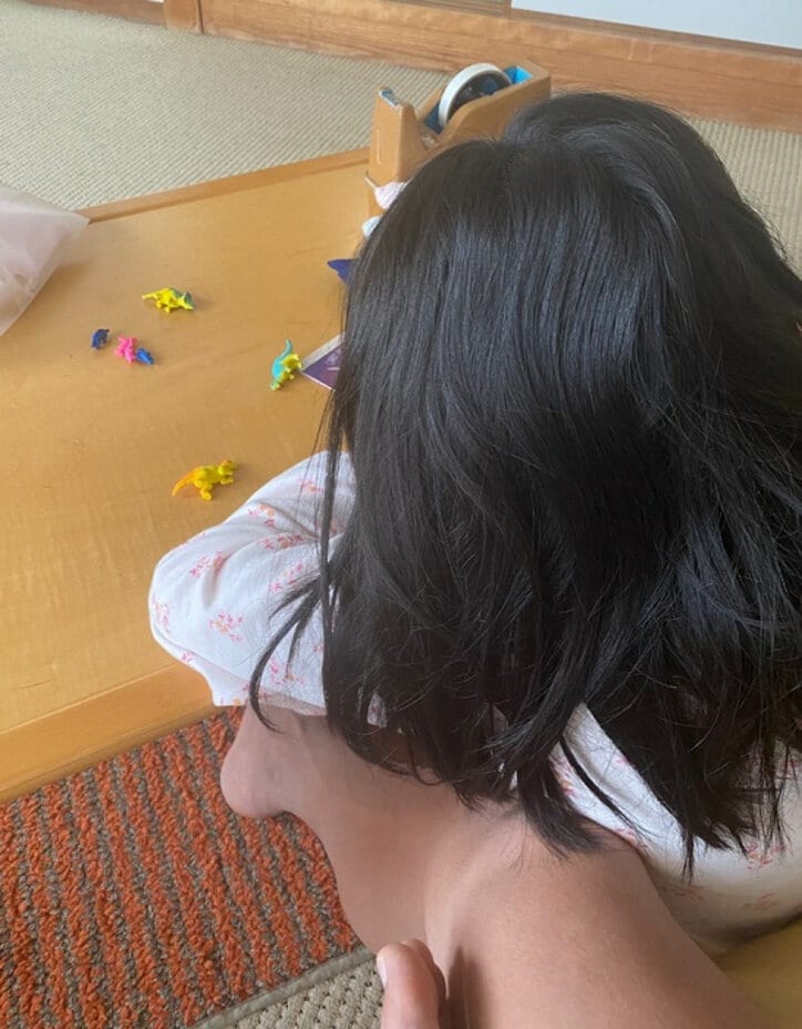 市川海老蔵、感謝の手紙を書く娘・麗禾ちゃんの姿に「朝からホッコリ」