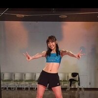 SKE48須田亜香里、鍛えられた美腹筋を公開「惚れるわ」「きれいな縦線」と反響の声が殺到