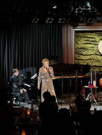 早見優『素敵なピーターさんのシャンソン』