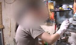 毎日の排泄介助、便で汚れる室内…認知症の母を16年間ワンオペ介護した48歳女性の絶望と苦悩「何の罪にもならないのであれば、私は母を捨てたい」