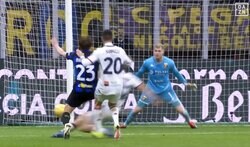 セリエAで大誤審！インテルに“ありえないPK”が与えられた瞬間…相手監督やメディアから不満噴出でイタリア騒然「なんてことだ」「VARとOFRで確認したのに…」「謎すぎる」