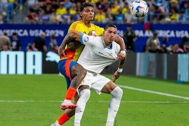 コパで衝撃事件　ウルグアイFW、スタンド乗り込み→ファンと“殴り合い”に海外騒然「大規模な乱闘」