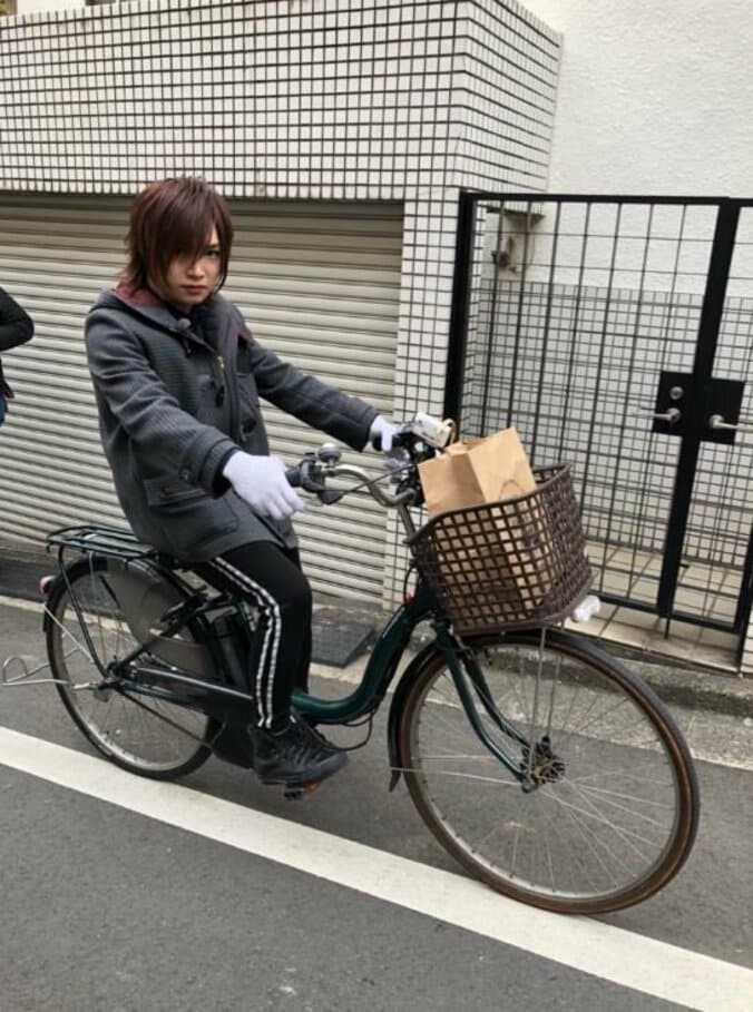 “パンに取り憑かれた”鬼龍院翔、食べ過ぎて節制を決意「ガマンします！！」 1枚目