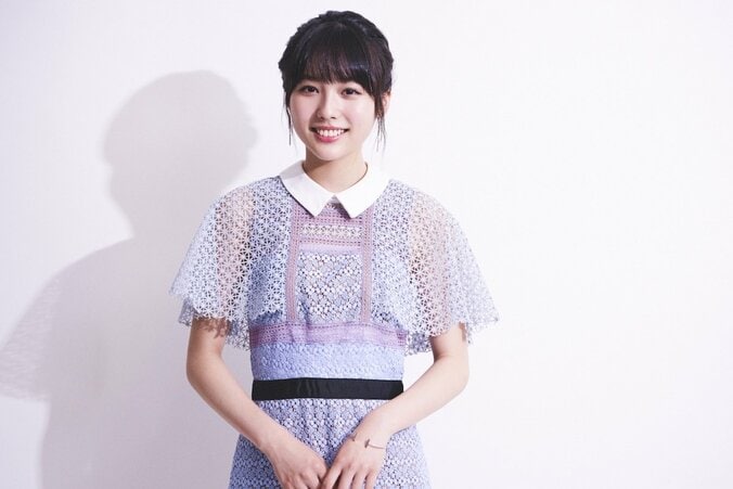 秋田汐梨、佐野勇斗は「お兄ちゃん的存在」 『青夏 きみに恋した30日』インタビュー 4枚目