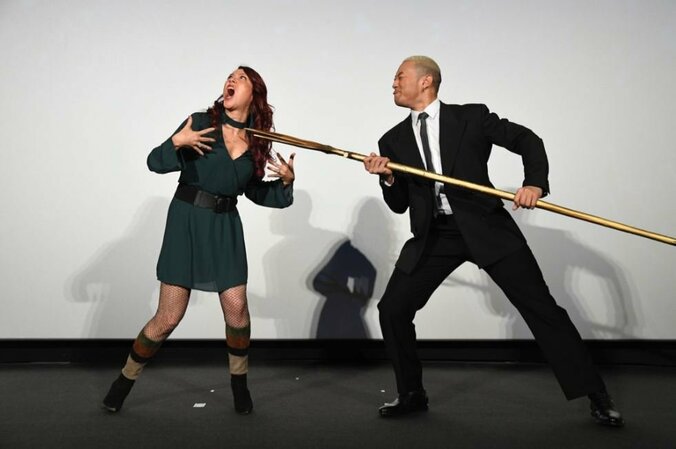 LiLiCo、関口メンディーとおふざけ2ショット「一緒に楽しんでくれて感謝」 1枚目