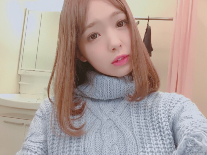 藤田ニコルが、清楚系にイメチェン!? 内巻きミディアムに「トリンドル玲奈ちゃんっぽい」との声も