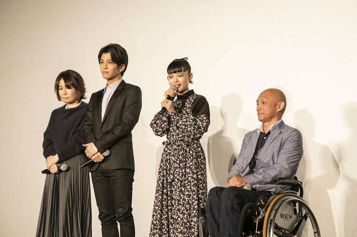 岩⽥剛典、子ども時代の“変わった”夢を告白「サッカー選手とか野球選手じゃなくて」