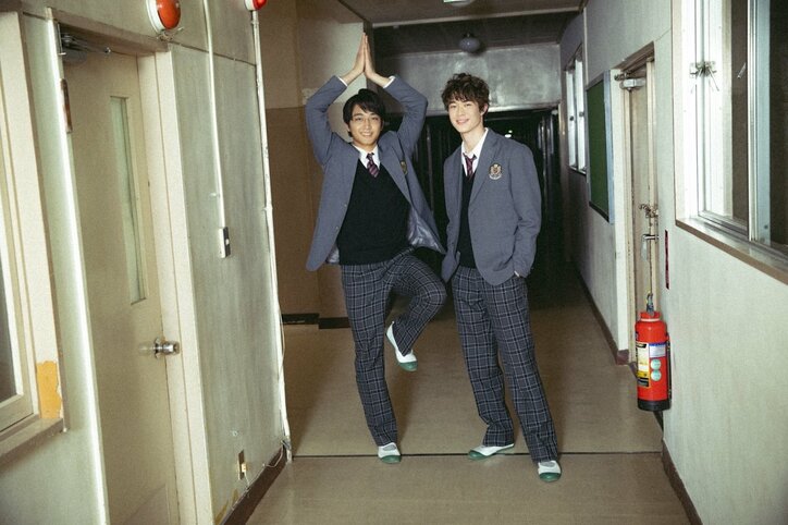 宮沢氷魚×佐藤寛太、兄弟役で意気投合 片道3時間を二人で帰る「僕の初恋をキミに捧ぐ」インタビュー