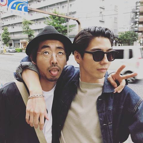 賀来賢人 親友 柄本時生の誕生日を祝福 仲良しプライベートショット公開 話題 Abema Times 賀来賢人 親友 柄本時生の誕生日を祝福 仲良しプライベートショット公開 話題 Abema Times