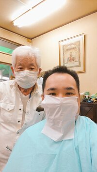 ミルクボーイ内海、理髪店でティッシュ貼られる!? 「癒やされる」「愛が溢れてますね」とファンほっこり