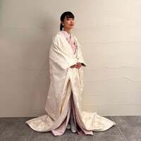 桃『選んだドレス2種類と和装（子供たちの和装も！）』