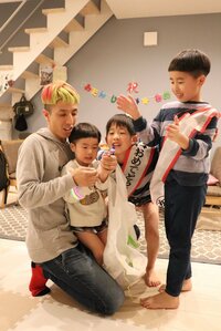 ツネ（2700）『お誕生日お誕生日！』