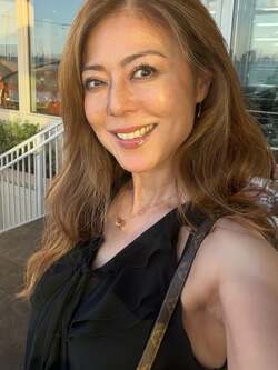 武田久美子、夕日に包まれた“ノースリーブ姿”の自撮りショットを公開 「超カッコイイ!!」「綺麗」など絶賛の声