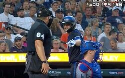 ふざけんじゃねえ！ 打者がブチギレて大暴れ！ 退場にした方がいいレベル… 審判の判定に怒り爆発 「キレすぎだろ」「誤審じゃないのに」