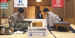 藤井聡太棋聖が“ストロー二刀流”？午後のおやつはダブルドリンク 七冠王の時短テクにファン注目「2本差し」「手先器用ね」