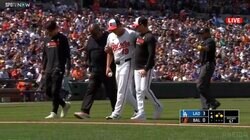 菅野智之、4回途中で無念の負傷降板…右足に打球直撃 大谷翔平に2打席連続ホームラン浴びるなど4失点