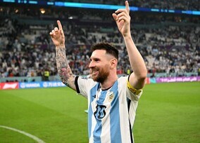 「楽しもう！」「このメンバーならやり遂げられると確信していた」メッシが決勝進出に歓喜！ 得点王とのW獲りへ【W杯】