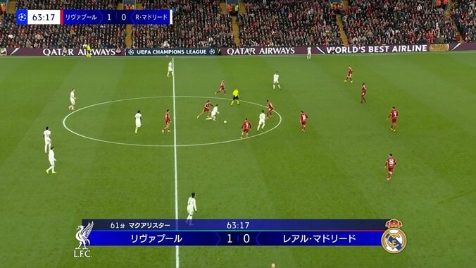 「肘打ちしてるだろ」エンバペの危険プレーにファン憤慨「これは痛い」強烈エルボーが側頭部を直撃も元日本代表DF「ファウルではない」 3枚目