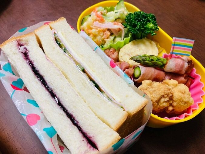 ノッチ、初めて食べる長女の手料理に感動「涙が出てます」 1枚目