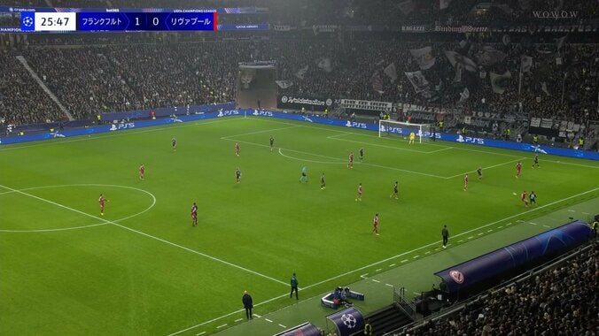 堂安律、フリーランニングでリヴァプールの守備を翻弄「100点やろこの攻撃」「堂安のおかげだな」先制ゴールを演出した秀逸プレーの一部始終 5枚目