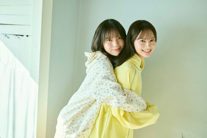 川村結衣（左）、伊藤百花（右）