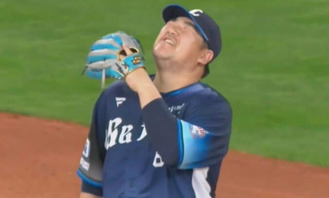 西武・山川穂高の登録抹消のピンチを救う大活躍！ “中年の星” 今年40歳の最強スラッガー・中村剛也の「全盛期おかわり」に称賛の嵐 1枚目