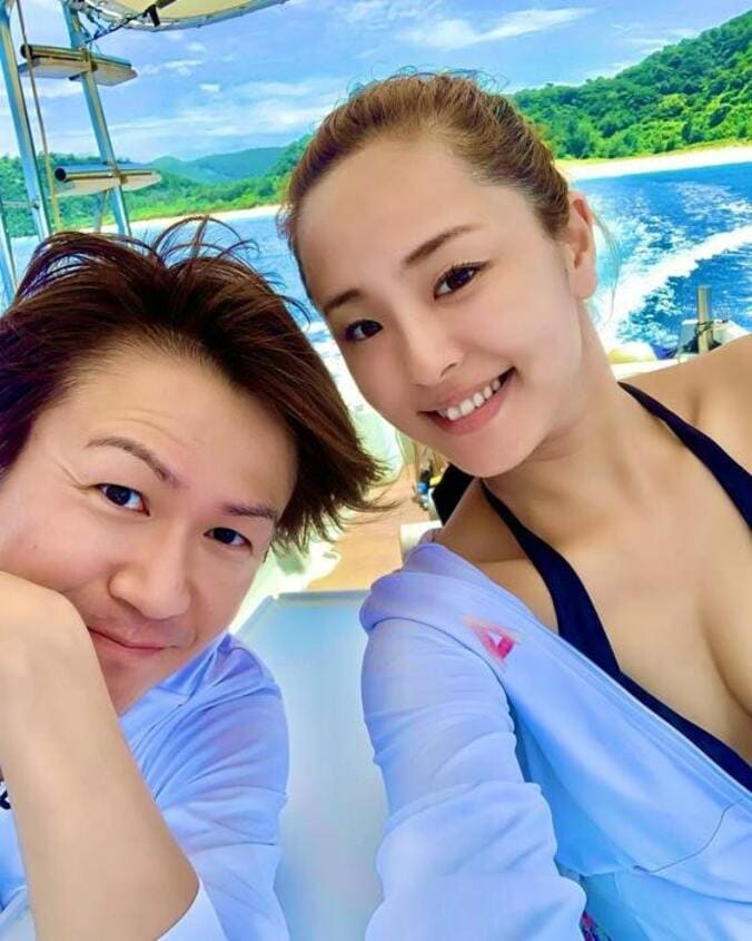  城咲仁、妻が友人を招き自宅で“プチ忘年会”「女子達の赤裸々トーク頂きました」  1枚目