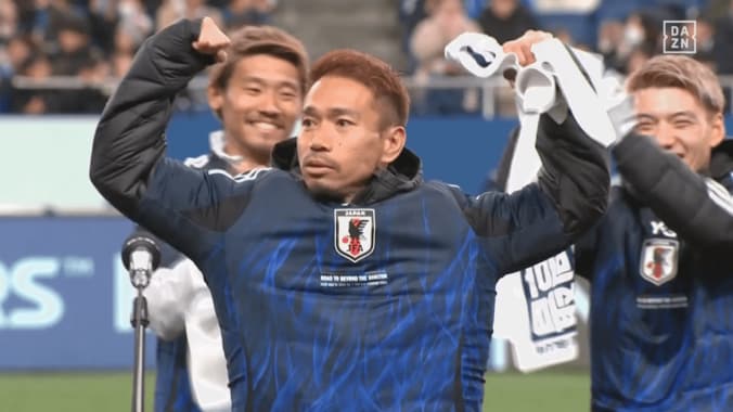 絶叫！ 長友佑都の「ブラボー！！」でＷ杯決定セレモニー大熱狂「なんちゅう終わり方w」「おいしいところ持っていった」38歳救世主にネット注目 3枚目