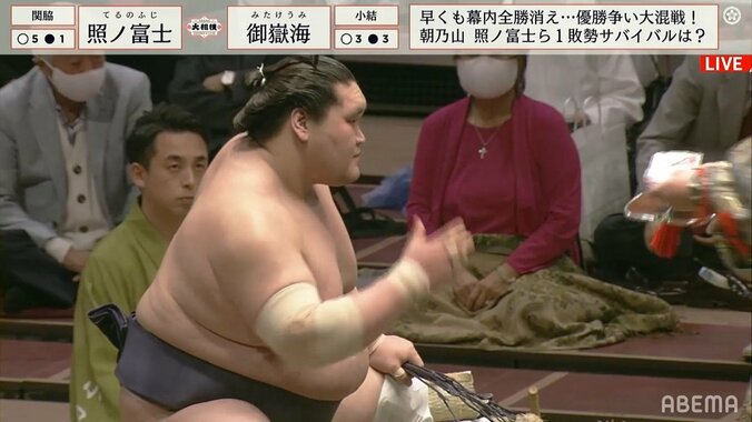 照ノ富士、大関復帰にあと3勝 御嶽海に地力で完勝 元若乃花「大関には上がる」優勝候補筆頭に 1枚目