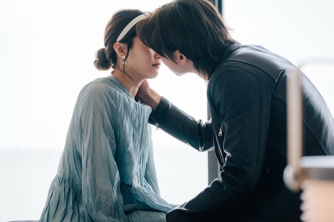 私の一方的なキスかもしれないけど…元「ウルトラマン」ヒロインの失恋直後の最後のキスが切なすぎる 『ドラ恋～KISS or kiss～』最終回 6枚目