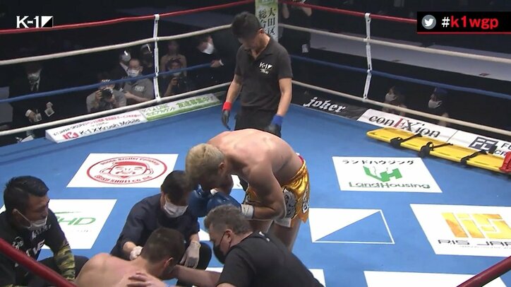 ミドルのはずが…ヒザが顔面直撃で鮮血KO　重量級トップランカーの衝撃敗戦にどよめき