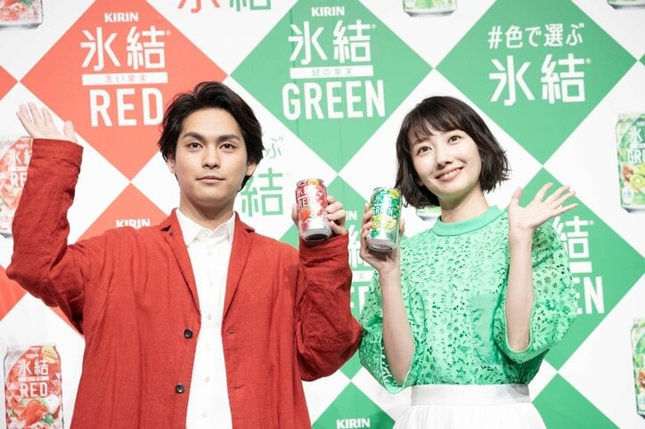 柳楽優弥＆波瑠が生CM対決！判定結果は？