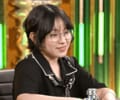 「かわいい」クールな美貌が思わずほころぶ…魔性の女子ポーカープロ、賞金確定で見せた喜びの“眼鏡クイッ”にほっこり