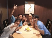 織田信成、浅田真央・高橋大輔らとの豪華プライベートショットを公開