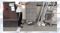 【映像】実証実験！鉄兜を地面に落下させると…