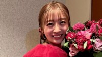 渡邉幸愛(26)元タレント山田親太朗さん(37)と結婚式 ウェディングドレスやケーキ入刀写真公開