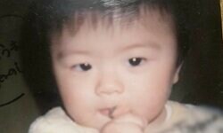 「中学受験に合格したタイミングで親が離婚」エリート家庭から一転、貧困生活へ…26歳イケメンホストが金に執着する理由「お金がなかったら人は去っていく」