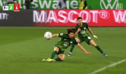 「体幹やばすぎ」20歳塩貝健人がブンデスリーガ初得点！爆速スプリント→GK翻弄ダイレクト弾「これぞストライカーだ」「3月に代表呼ぼう」