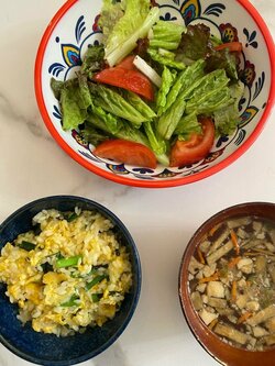 川崎麻世「妻が体調を崩していたので」手作りご飯を公開