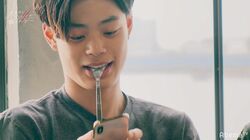 竹内唯人、あるLINEに笑顔から一変…そして沈黙　『オオカミちゃん』第3話