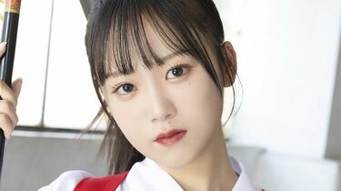 ロージークロニクル・橋田歩果が“絵描き＆書道”テーマのグラビア