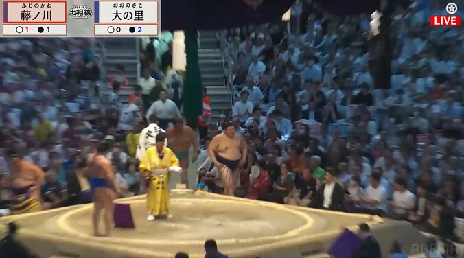 「茫然自失、大の里」横綱・大の里、連敗で天を仰ぐ 藤ノ川に通算12個目の金星配給 二日目にして座布団が舞う異常事態 実況驚きと興奮 5枚目