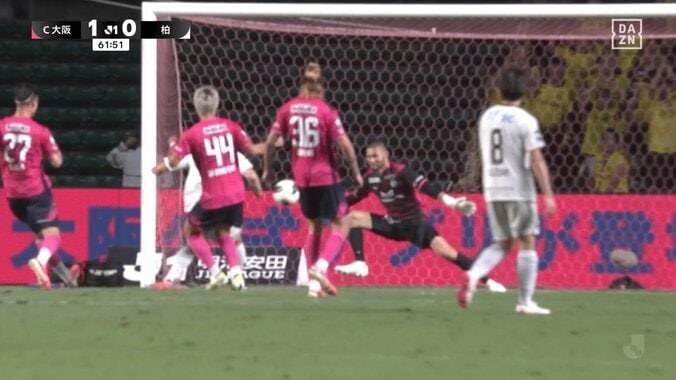 【映像】超至近距離シュート→強肩ブロック